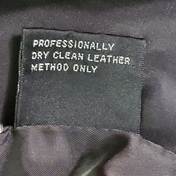 Diversity Womens Genuine Leather Black Size M Leather Long Sleeve Two Button - Picture 6 of 12